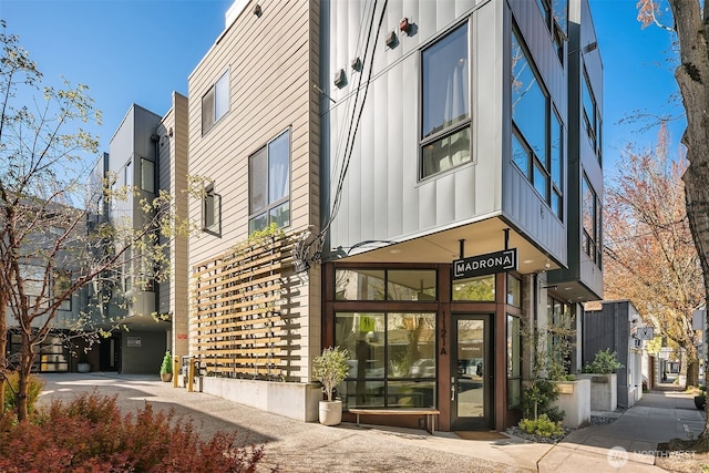 1121 34th Ave Unit A, Seattle, WA 98122 - view of building exterior