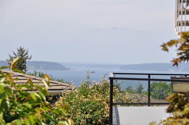 1823 19th Dr, Mukilteo, WA 98275 - water view