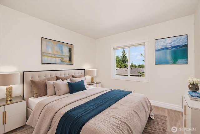 11628 NE 100th St, Kirkland, WA 98033 - bedroom with baseboards