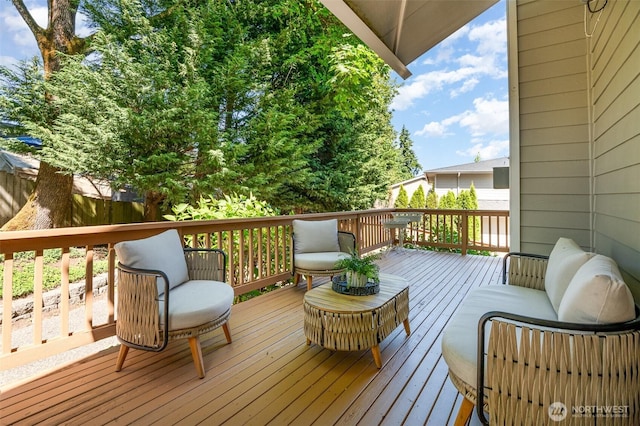 11628 NE 100th St, Kirkland, WA 98033 - view of wooden terrace