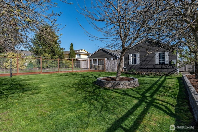 51 Vista Blvd, Port Townsend, WA 98368 - exterior space featuring a front lawn and fence