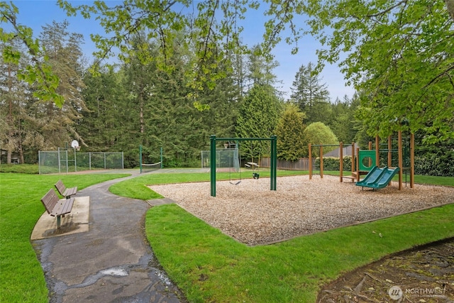 26006 NE 27th Dr, Redmond, WA 98053 - community play area featuring a yard
