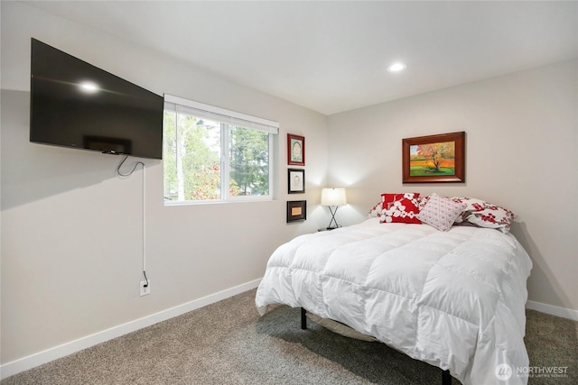 carpeted bedroom with recessed lighting and baseboards