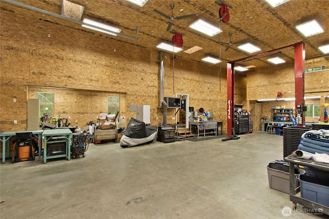 25012 67th Ave E, Graham, WA 98338 - garage featuring a workshop area