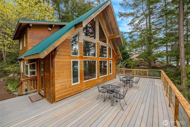 deck featuring outdoor dining space