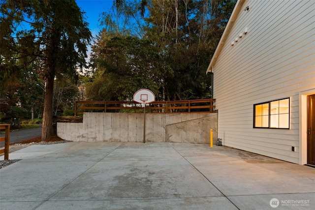 11016 46th St E, Edgewood, WA 98372 - view of patio / terrace