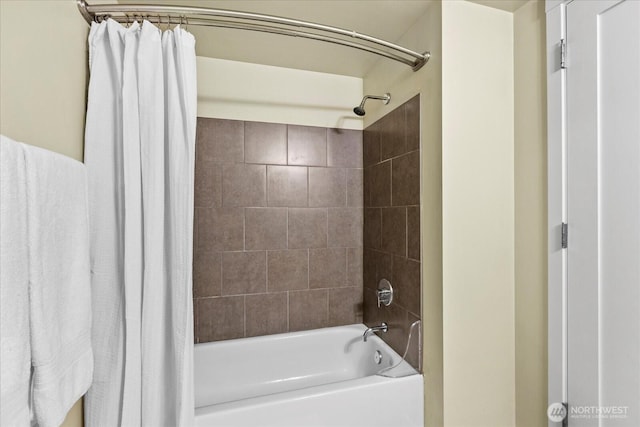 76 Cedar St Unit Ph07, Seattle, WA 98121 - bathroom with shower / bath combo