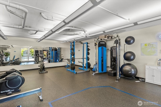 76 Cedar St Unit Ph07, Seattle, WA 98121 - view of workout area