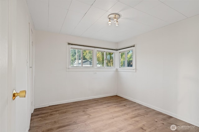 406 S Chestnut St, Ellensburg, WA 98926 - spare room with light wood-style flooring and baseboards