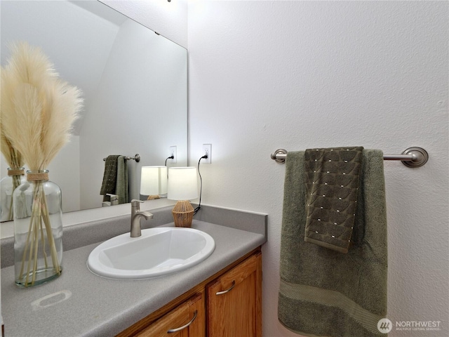 4350 W Lake Sammamish Pkwy SE Unit 133, Issaquah, WA 98027 - bathroom featuring vanity