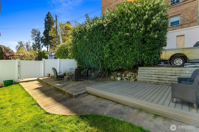 707 N 10th St, Tacoma, WA 98403 - deck with fence and a patio area