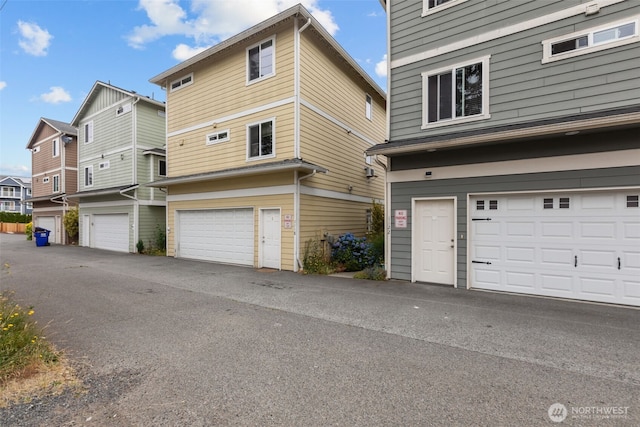 1118 Chestnut Ct Unit 18, Everett, WA 98201 - photo 1