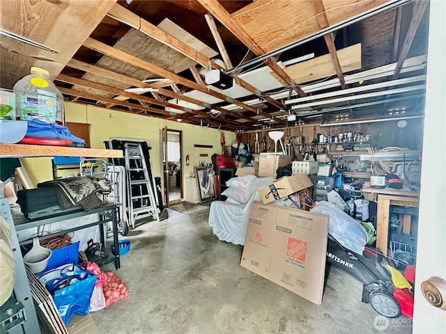 4317 Hamilton Dr, Oak Harbor, WA 98277 - garage with a garage door opener