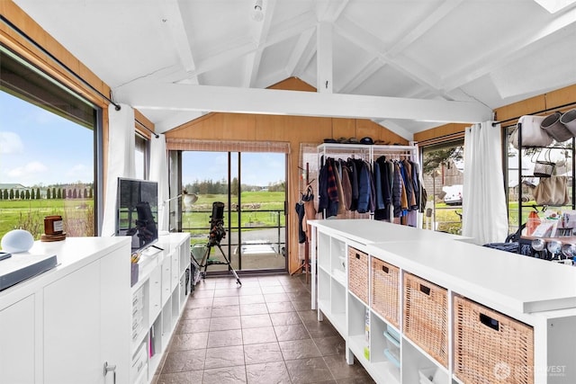 5752 Ronnie Hill Ln, Ferndale, WA 98248 - sunroom / solarium with beamed ceiling