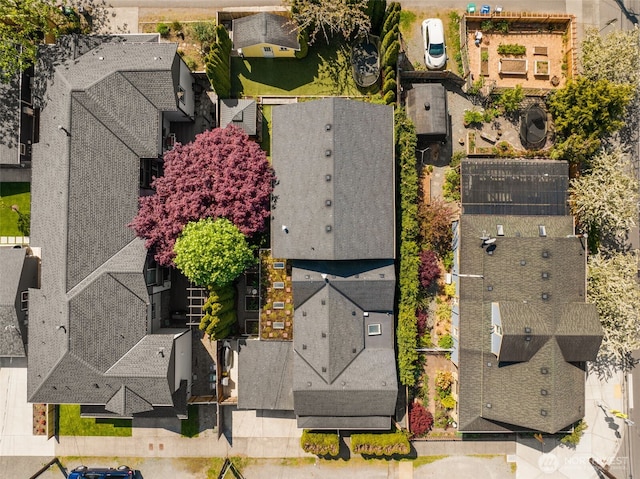 245 SE Bush St, Issaquah, WA 98027 - aerial perspective of suburban area