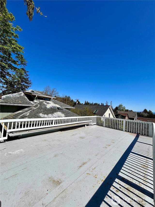 1145 Blaine St, Port Townsend, WA 98368 - view of patio / terrace