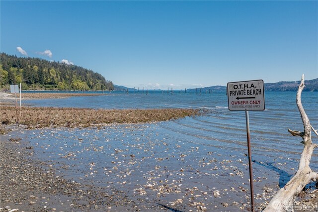 51 N Trail Head Loop, Lilliwaup, WA 98555