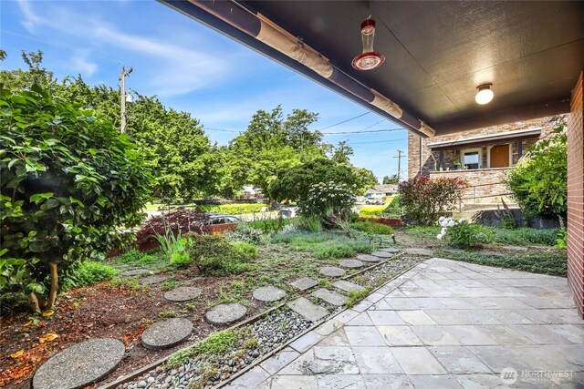 2858 32nd Ave W Unit 102, Seattle, WA 98199 - photo 17