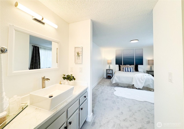 27526 26th Ave S, Federal Way, WA 98003 - ensuite bathroom featuring a textured ceiling and vanity
