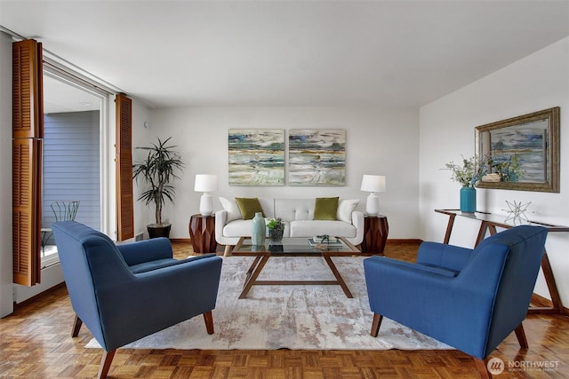 living area with baseboards