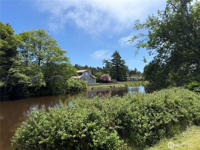 1560 S Broadway S, Westport, WA 98595