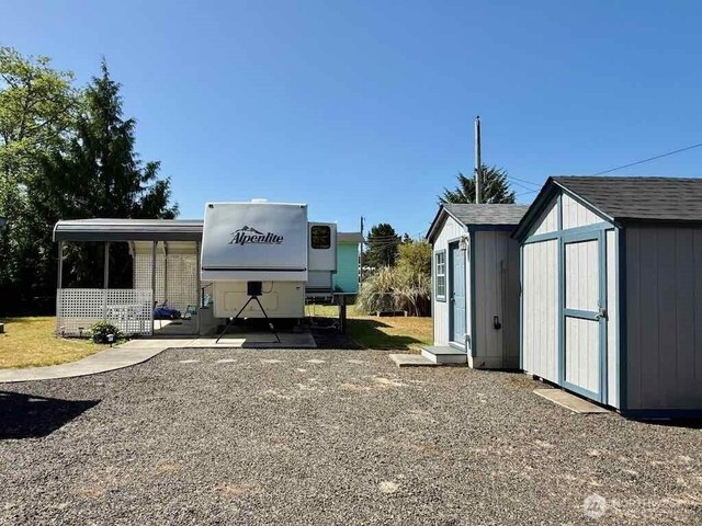 1560 S Broadway S, Westport, WA 98595