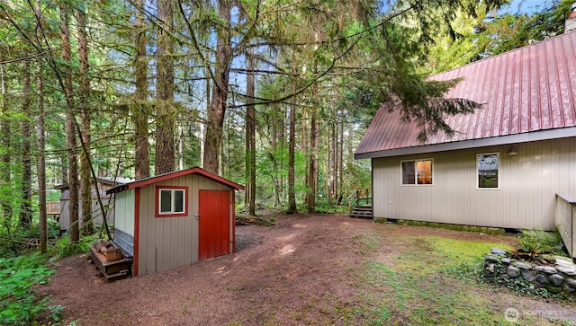18016 Glacier Rim Dr, Glacier, WA 98244 - exterior space featuring a shed and an outbuilding