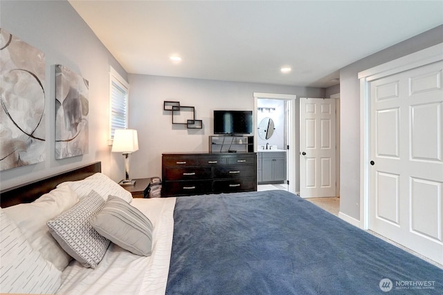 4204 Arbordale Ave W, University Place, WA 98466 - carpeted bedroom featuring connected bathroom, baseboards, and recessed lighting