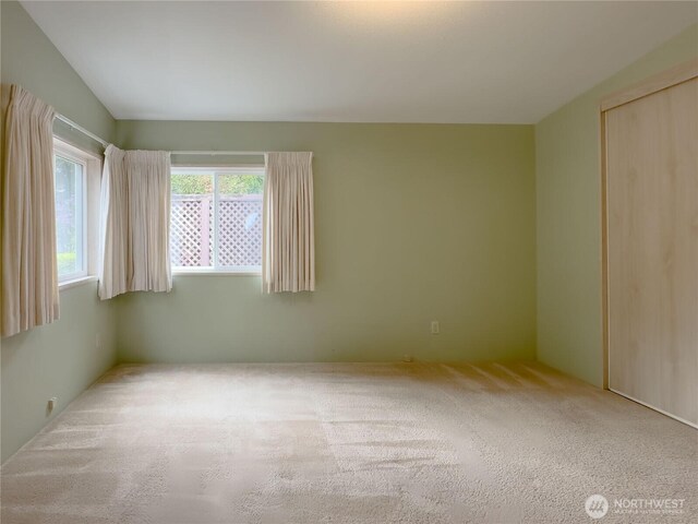 2610 E Section St Unit 120, Mount Vernon, WA 98274 - unfurnished bedroom featuring carpet flooring and a closet