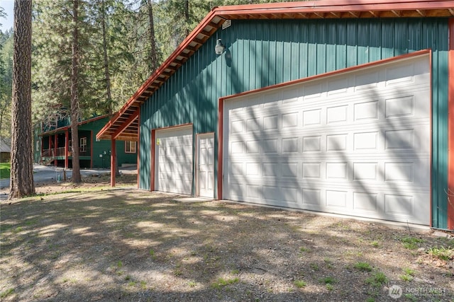 view of detached garage