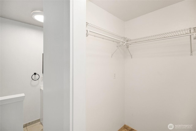 240 Willow St, Bremerton, WA 98310 - view of spacious closet