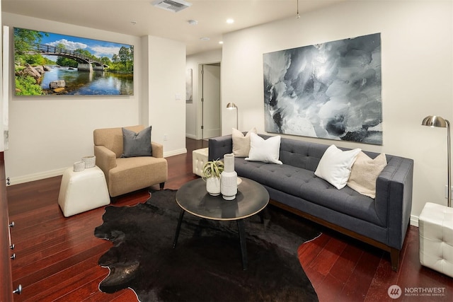 500 106th Ave NE Unit 611, Bellevue, WA 98004 - living room featuring wood finished floors, recessed lighting, and baseboards