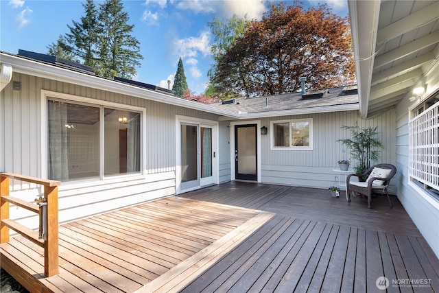 604 128th Ave SE, Bellevue, WA 98005 - view of wooden terrace