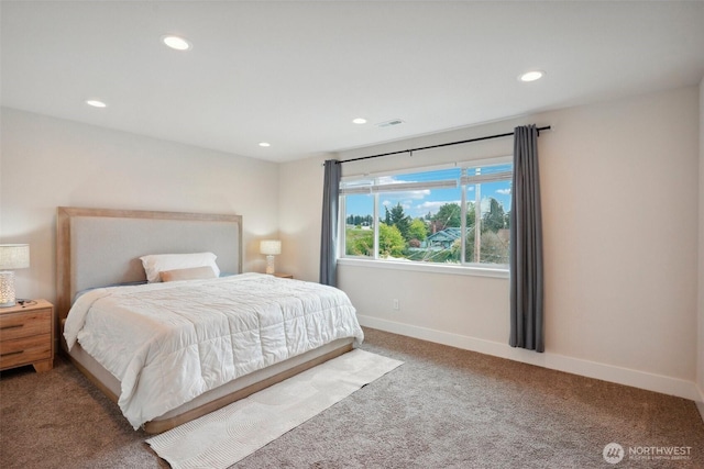 bedroom featuring carpet floors, recessed lighting, and baseboards