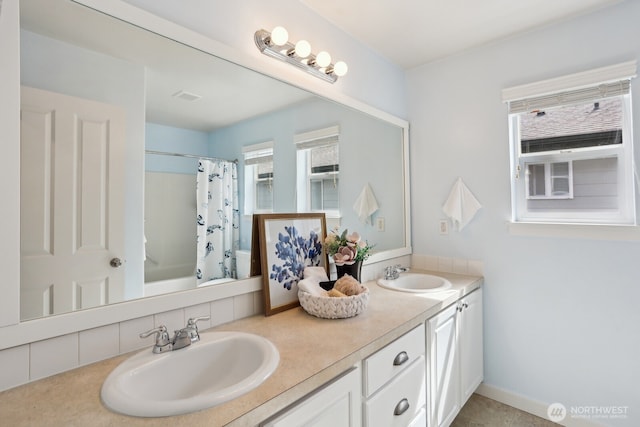 25510 SE 275th Pl, Maple Valley, WA 98038 - bathroom with double vanity and shower / bathtub combination with curtain