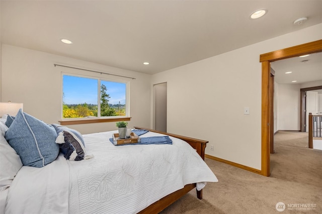 bedroom featuring carpet floors, baseboards, and recessed lighting