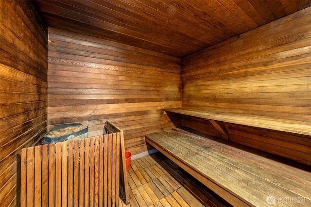 view of sauna / steam room