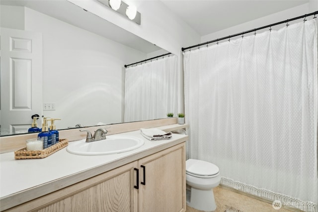 full bathroom with vanity, toilet, and a shower with shower curtain