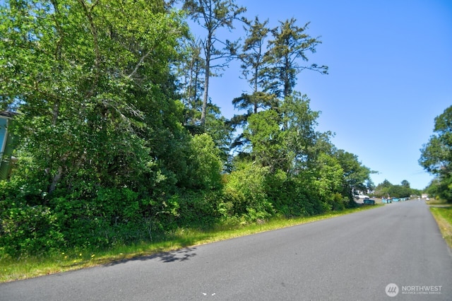 655 Sunset Ave, Ocean Shores, WA 98569
