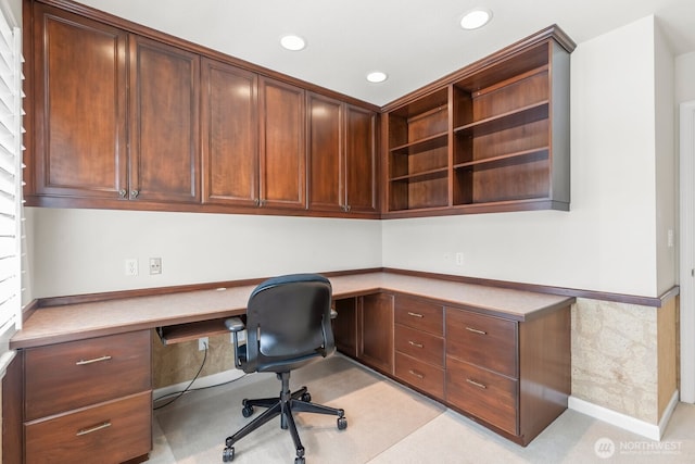 1208 N 20th Ave, Yakima, WA 98902 - office featuring recessed lighting and built in desk