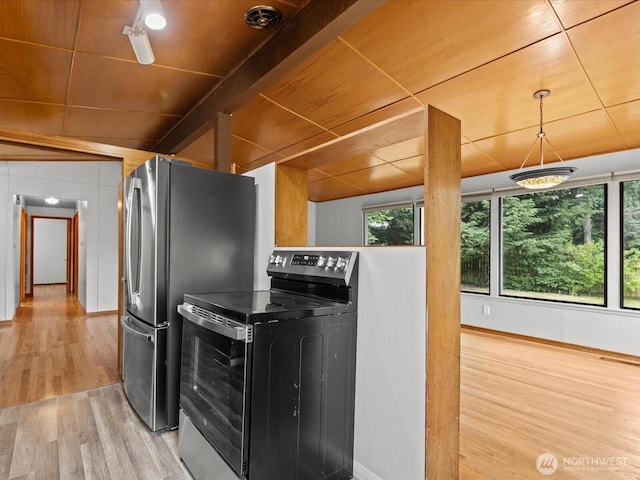 2909 SW 116th St, Burien, WA 98146 - kitchen with stainless steel appliances, light wood-type flooring, baseboards, wood ceiling, and decorative light fixtures
