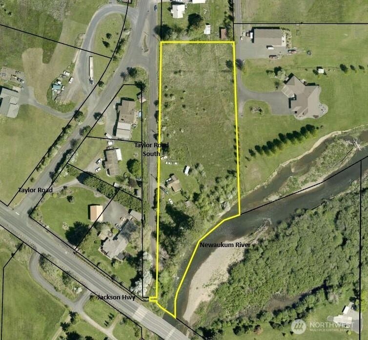 121 Taylor Rd S, Chehalis, WA 98532