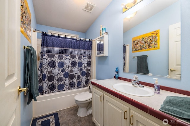 bathroom featuring visible vents, shower / bath combo with shower curtain, toilet, and vanity