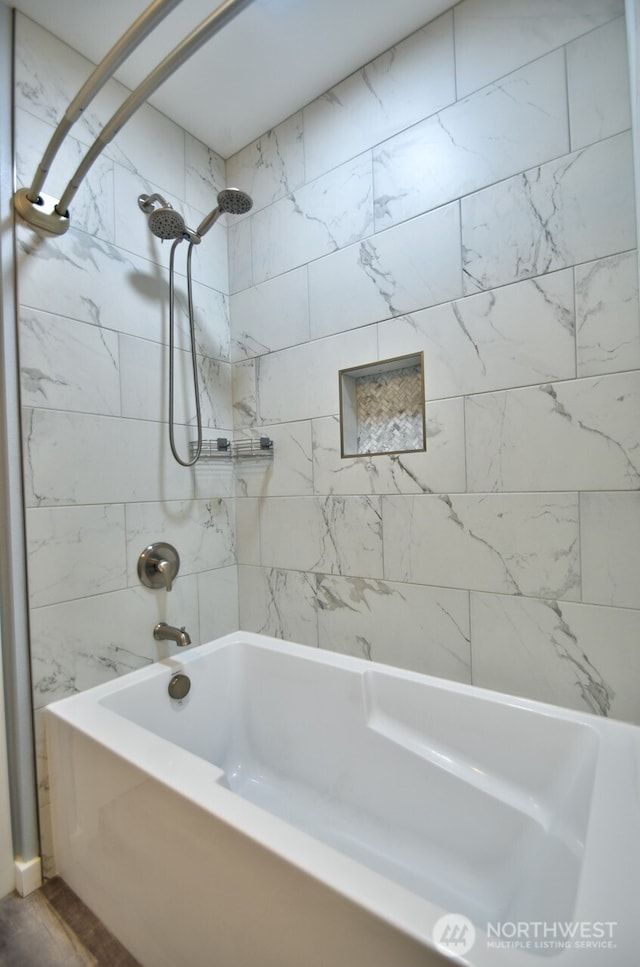 41 SE Wildcat Cove Rd, Shelton, WA 98584 - full bath featuring shower / tub combination