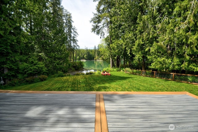 41 SE Wildcat Cove Rd, Shelton, WA 98584 - deck featuring a water view