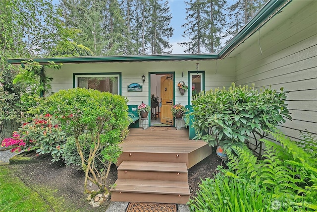 view of property entrance