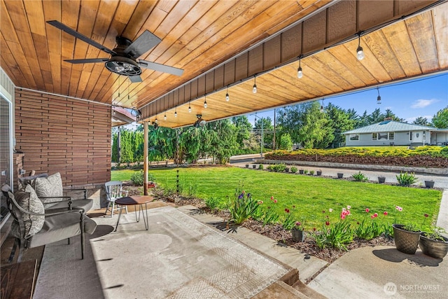 780 10th St NE, East Wenatchee, WA 98802 - view of patio / terrace featuring a ceiling fan