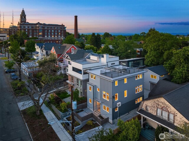 332 17th Ave Unit B, Seattle, WA 98122 - drone / aerial view