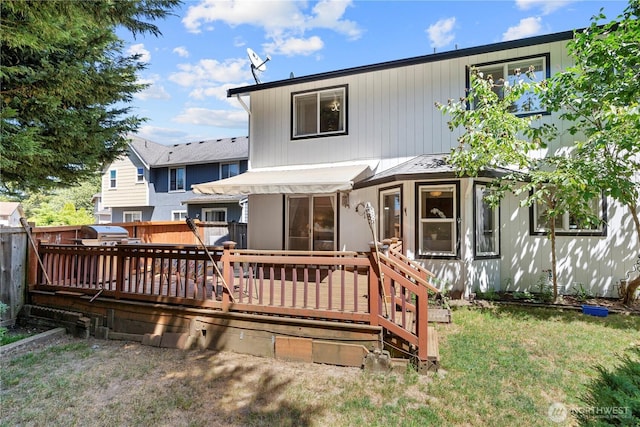 13103 SE 261st Pl, Kent, WA 98030 - back of property featuring a lawn, a wooden deck, and fence