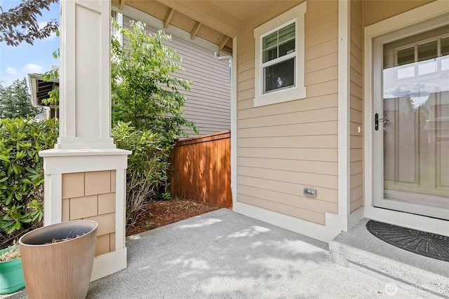 4000 Cameron Dr NE, Lacey, WA 98516 - view of exterior entry with a porch